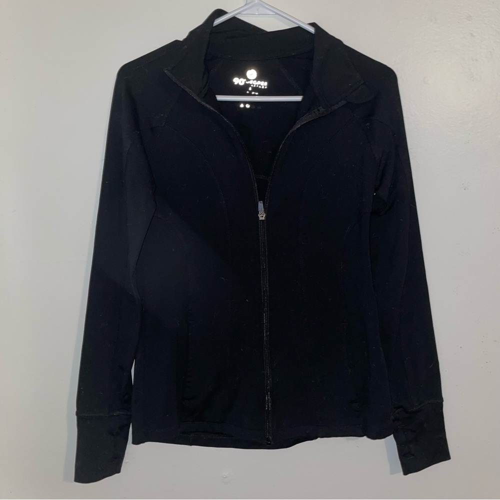 90 DEGREES FITTED BLACK RUNNER JACKET